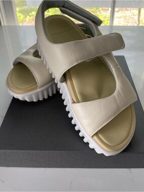 Avant Garde platform sandal.